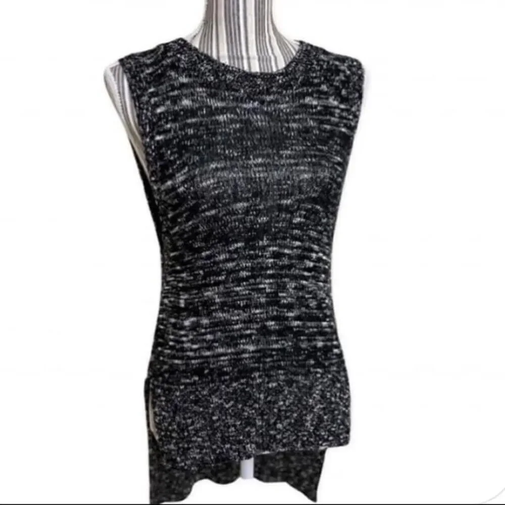 Express Knit Black & White High Low Womens Sweater Shirt Size Small - Picture 1 of 9